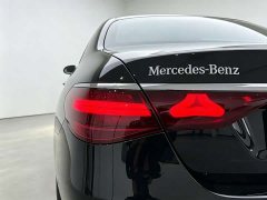 Mercedes-Benz E-Class E 300 L Luxury - photo 8