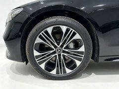 Mercedes-Benz E-Class E 300 L Luxury - photo 9