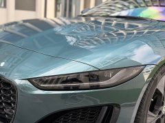 Jaguar F-TYPE P300 75th Anniversary Edition Hardtop - photo 8