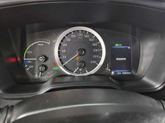 Toyota Corolla Hybrid 1.8H E-CVT Luxury - ფოტო 10