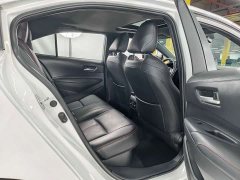 Toyota Corolla Hybrid 1.8H E-CVT Luxury - ფოტო 17