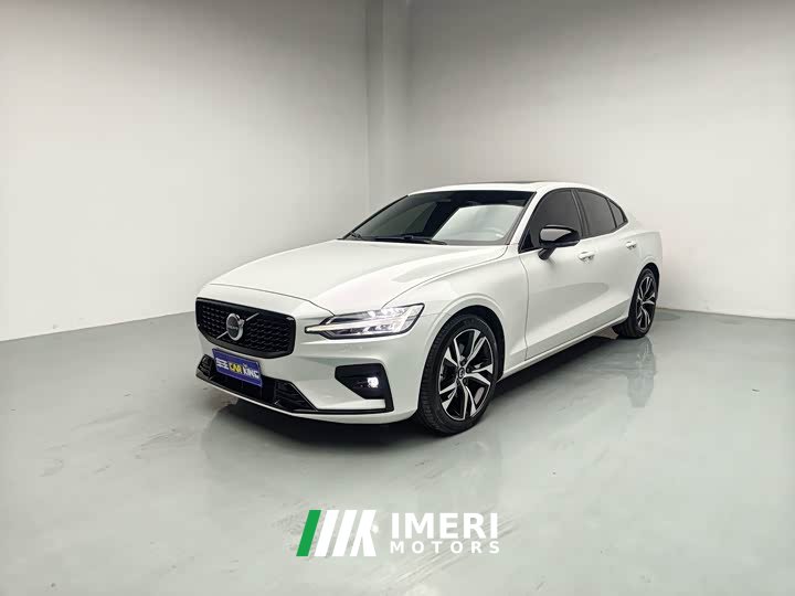 Volvo S60 B5 Smart Sport Edition - ავტომობილი ჩინეთიდან