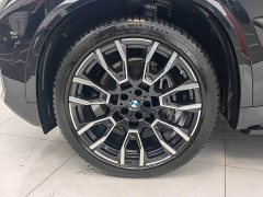 BMW X5 xDrive 40Li M Sport Package - ფოტო 14