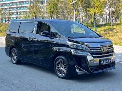 Toyota Vellfire Crown Hybrid 2.5L HV Luxury Edition - фото 3