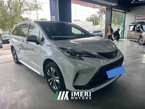 2025 Toyota Gravia 2.5L Hybrid Luxury - car from China