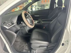 Toyota Gravia 2.5L Hybrid Luxury - фото 4