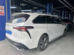 Toyota Gravia 2.5L Hybrid Luxury - фото 7