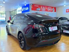 Tesla Model Y Long Range All-Wheel Drive - photo 11