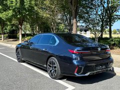 BMW 7 Series 735Li M Sport Package - ფოტო 4