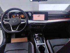 Volkswagen Lingdu L 280TSI DSG Dazzling Red Edition - photo 12