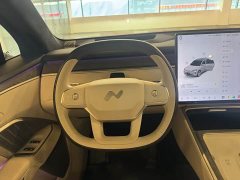 Nio Lerado L90 Max Six-Seater - ფოტო 11