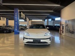 Nio Lerado L90 Max Six-Seater - ფოტო 2