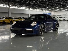 Porsche 911 Carrera 4 3.0T - ფოტო 1