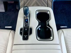 Lexus LM 500h Six-Seat Premium Edition - ფოტო 18
