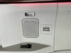 Lexus LM 500h Six-Seat Premium Edition - ფოტო 20