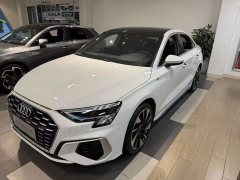 Audi A3 A3L Limousine 35 TFSI Fashion Sport - фото 1