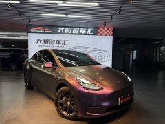 Tesla Model Y Long Range All-Wheel Drive - ფოტო 3