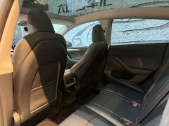 Tesla Model Y Long Range All-Wheel Drive - ფოტო 9