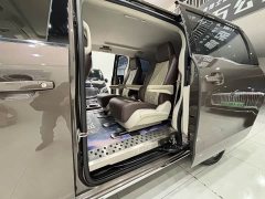 Buick GL8 Land Business Class Comfort Edition - ფოტო 13
