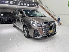 Buick GL8 Land Business Class Comfort Edition - ფოტო 3