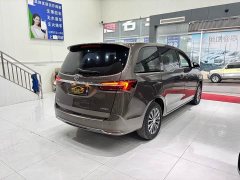 Buick GL8 Land Business Class Comfort Edition - ფოტო 6