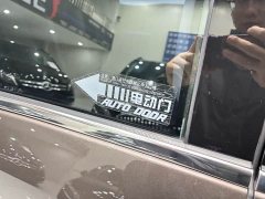 Buick GL8 Land Business Class Comfort Edition - ფოტო 7