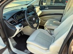 Buick GL8 Land Business Class Comfort Edition - фото 9