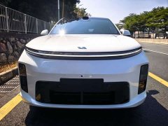 Li Auto L6 Ultra - фото 2