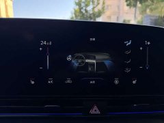 Hyundai Elantra 240TGDi DCT TOP Flagship Edition - photo 12