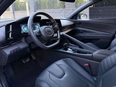 Hyundai Elantra 240TGDi DCT TOP Flagship Edition - photo 8