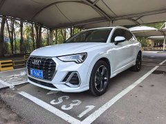 Audi Q3 35 TFSI Sport Dynamic Edition 1.4T - photo 1