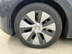 Tesla Model Y Long Range All-Wheel Drive - ფოტო 11