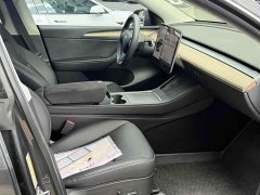 Tesla Model Y Long Range All-Wheel Drive - ფოტო 13