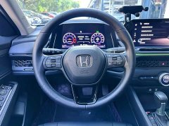 Honda Accord 260TURBO Luxury Edition - photo 10