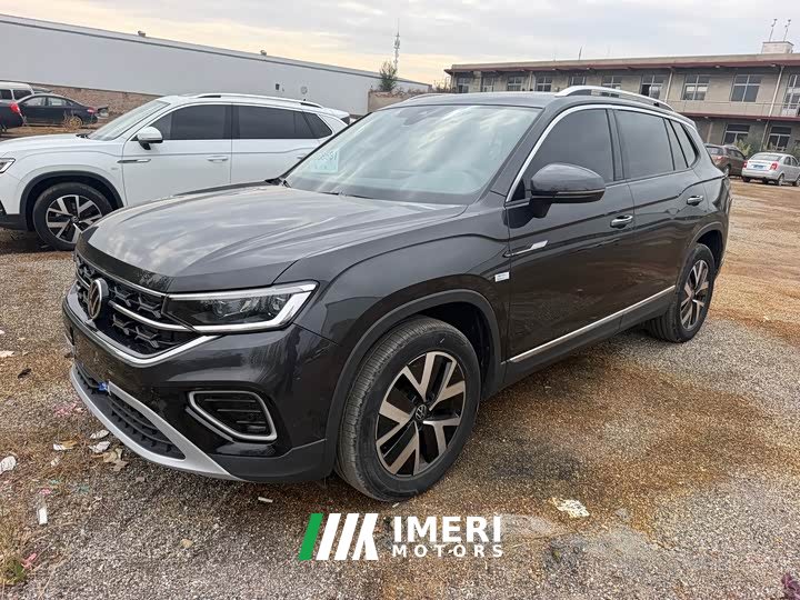 Volkswagen Taos 280TSI FWD Luxury Plus Advanced Edition - car from China