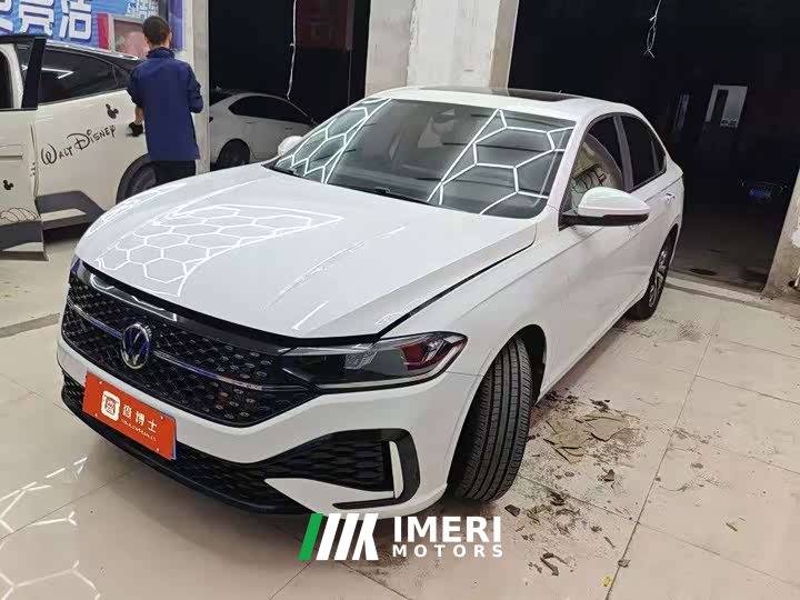 Volkswagen Lavida 1.5L Automatic Starry Sky Five Million Edition - car from China