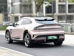 Xiaomi YU7 Four-Wheel Drive Max Edition - ფოტო 15