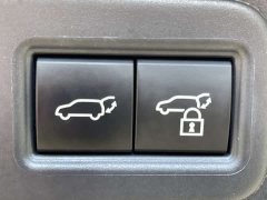 Lexus RX 350h AWD Premium Edition - ფოტო 8