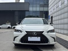 Lexus ES 200 Excellence Edition - фото 2