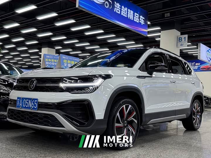 Volkswagen Touareg 300TSI FWD Lunar Premium Edition - car from China