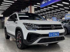 Volkswagen Touareg 300TSI FWD Lunar Premium Edition - photo 3