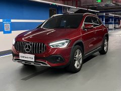 Mercedes-Benz GLA 200 - ფოტო 1