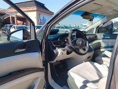 Buick GL8 Land Business Class Smart Edition - ფოტო 17