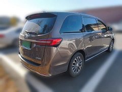 Buick GL8 Land Business Class Smart Edition - ფოტო 6