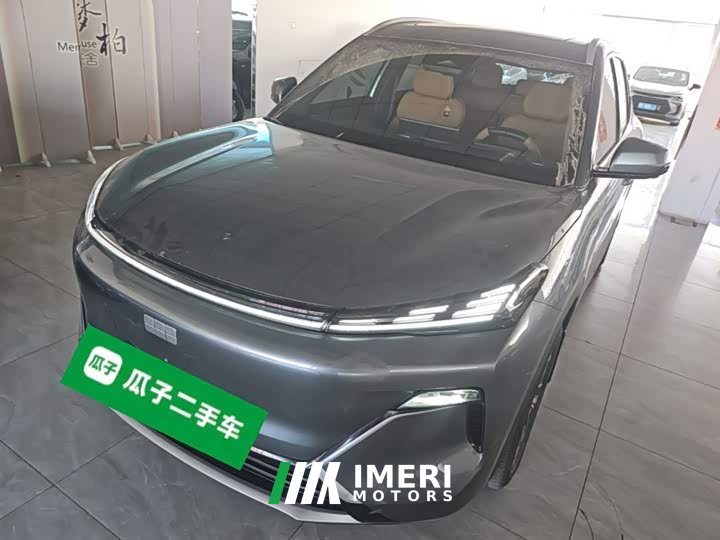 Geely Galaxy Starship 7 120km Explorer Edition - автомобиль из Китая