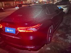 Toyota Camry 2.5G Luxury Edition - ფოტო 3