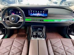 BMW 7 Series 735Li Luxury Package - ფოტო 9