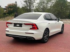Volvo S60 T4 Intelligent Luxury Edition - фото 6