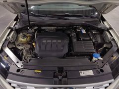 Volkswagen Tiguan L 330TSI Automatic FWD R-Line Comfort Edition - photo 6