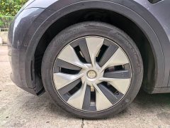 Tesla Model Y Long Range All-Wheel Drive - ფოტო 13